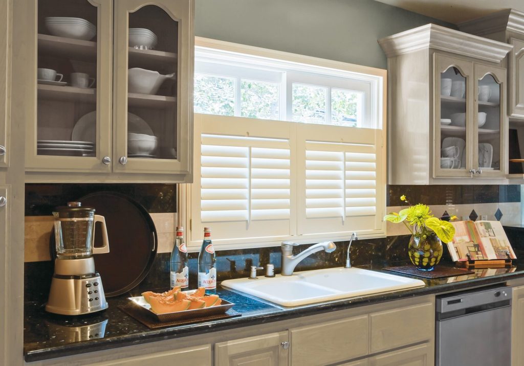 cafe style shutter for kitchen