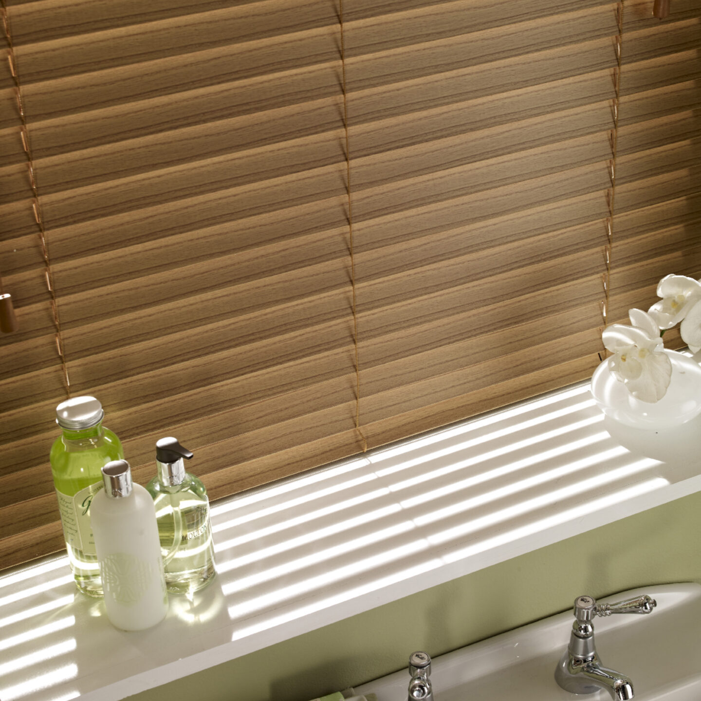 Faux Wood Venetian Faux Wood Venetian Blinds